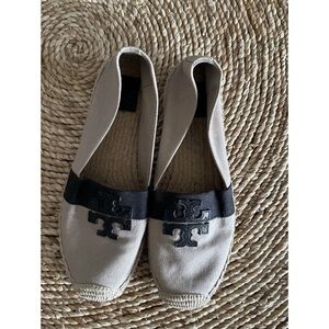 Tory Burch Weston Flat Espadrilles in the natural ivory/black colorway Size 9